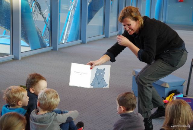 Conte pour enfant dans le cadre du salon du livre. ..
