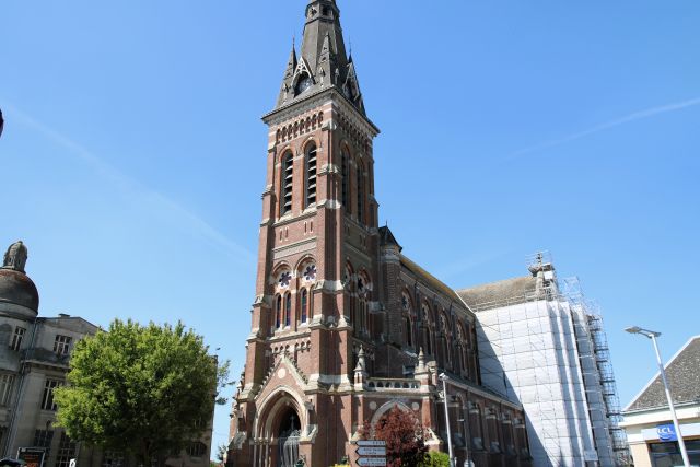 Entretien intérieur de la Basilique Sainte Maxellende ...