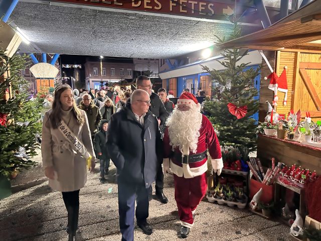 Inauguration du Village de Noël ...