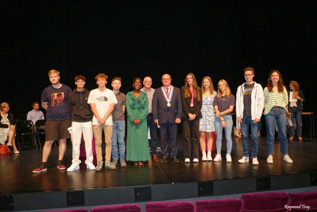 Les bacheliers caudrésiens mis à l'honneur retour en photos ...