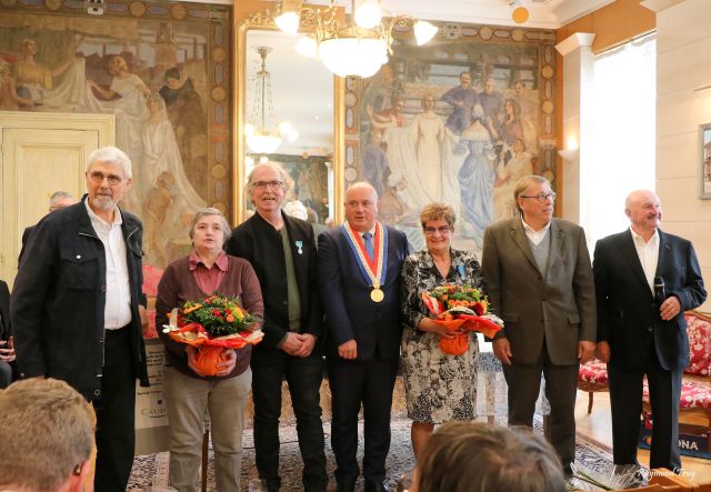 Remise de Médaille d'Argent de la Jeunesse, des Sports et de l'Engagement Associatif ...