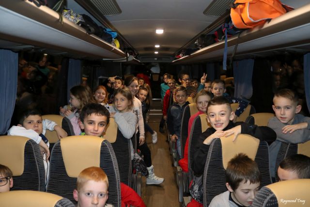 Séjour en classe de neige organisé par le Ville de CAUDRY à ST LEGER LES MELEZES ...