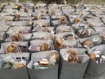 Colis de Noël 2020 destinés aux maisons de retraite de Caudry ...